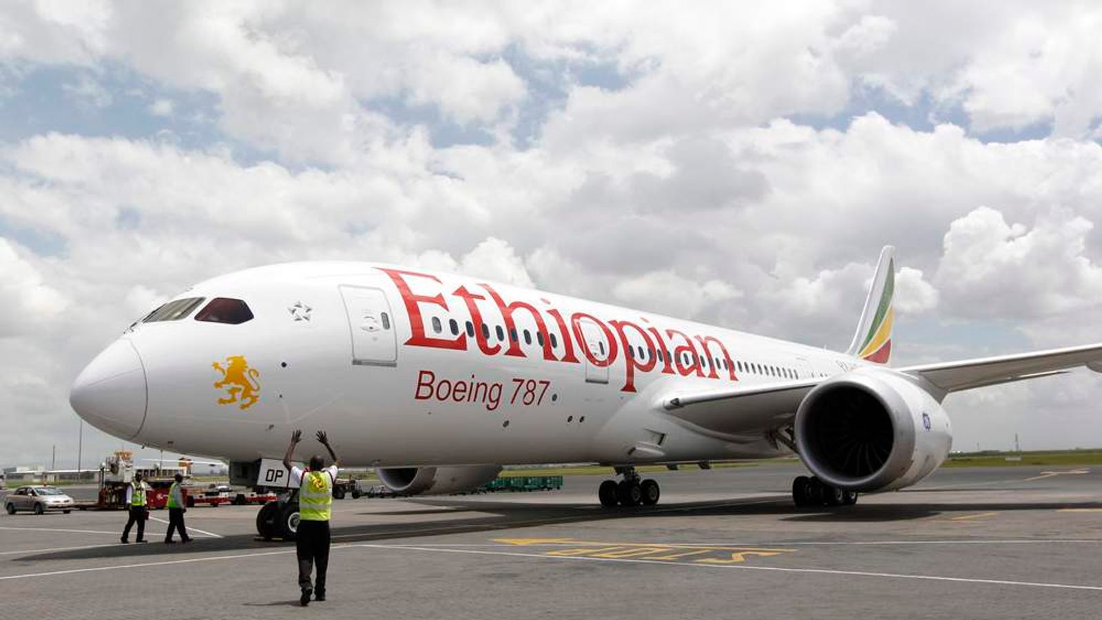 Boeing 787 ethiopian airlines. Boeing 787 эфиопские авиалинии. Боинг 787 Ethiopian. Boeing 787-800 Dreamliner Ethiopian. Ethiopian Airlines 787.