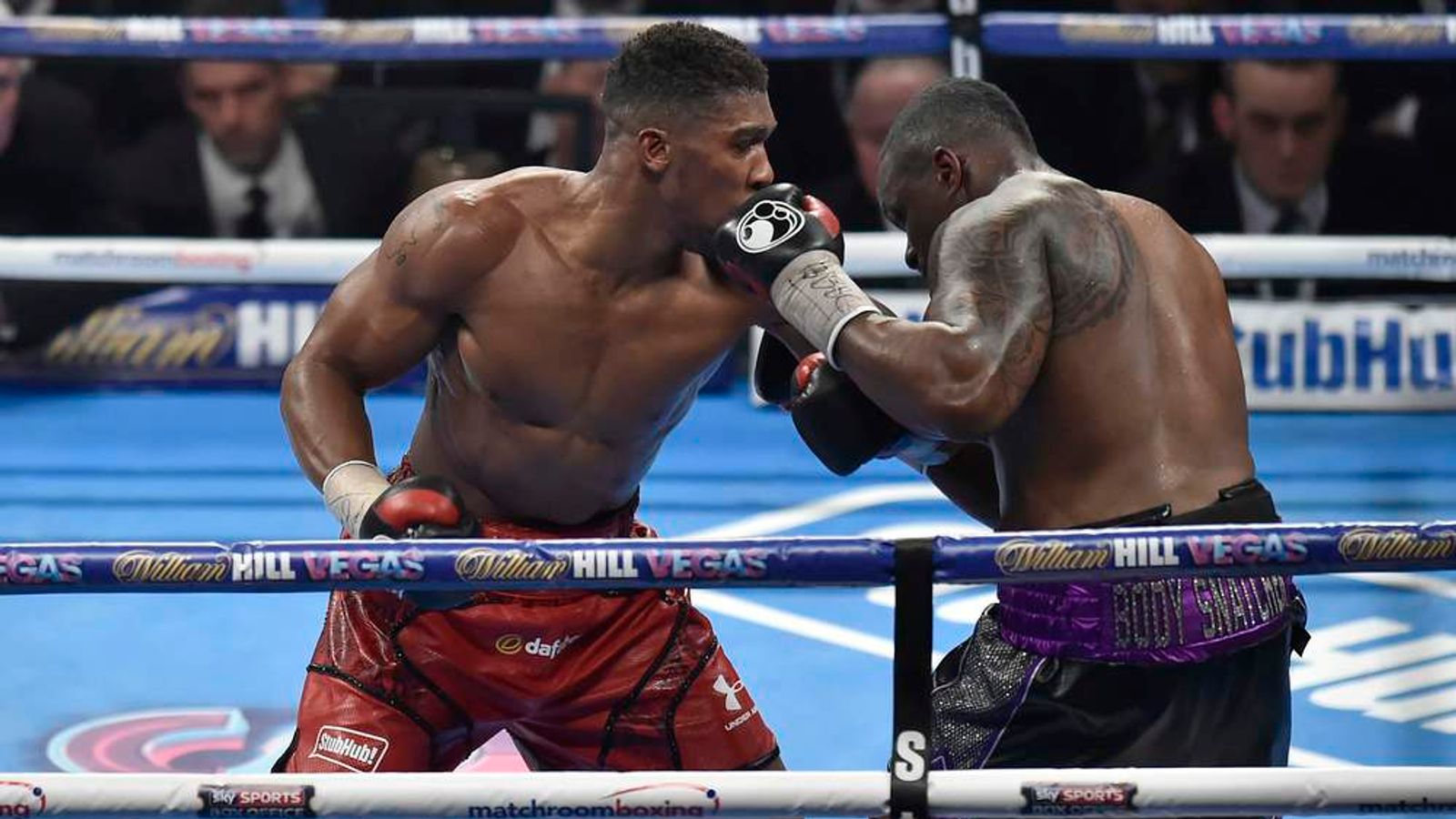 Whyte Puts Defeat Down To Shoulder Injury | Scoop News | Sky News