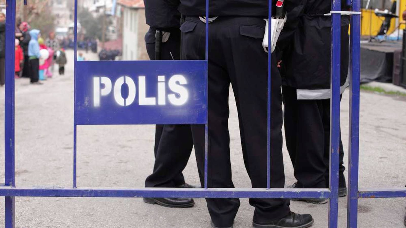 Missing Family Of Seven May Have Gone To Turkey | World News | Sky News
