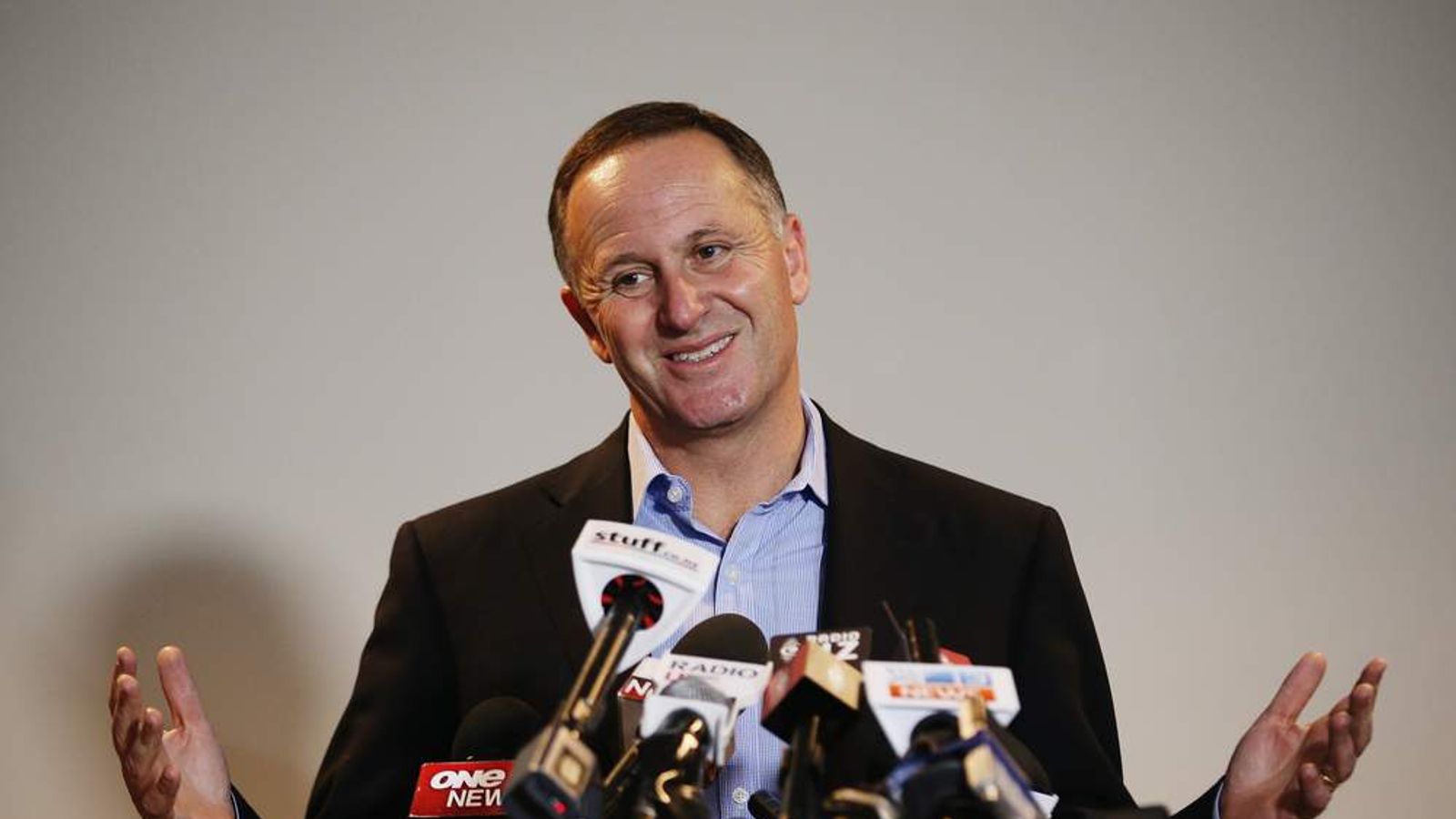 New Zealand PM Apology For Ponytail Pulling World News Sky News