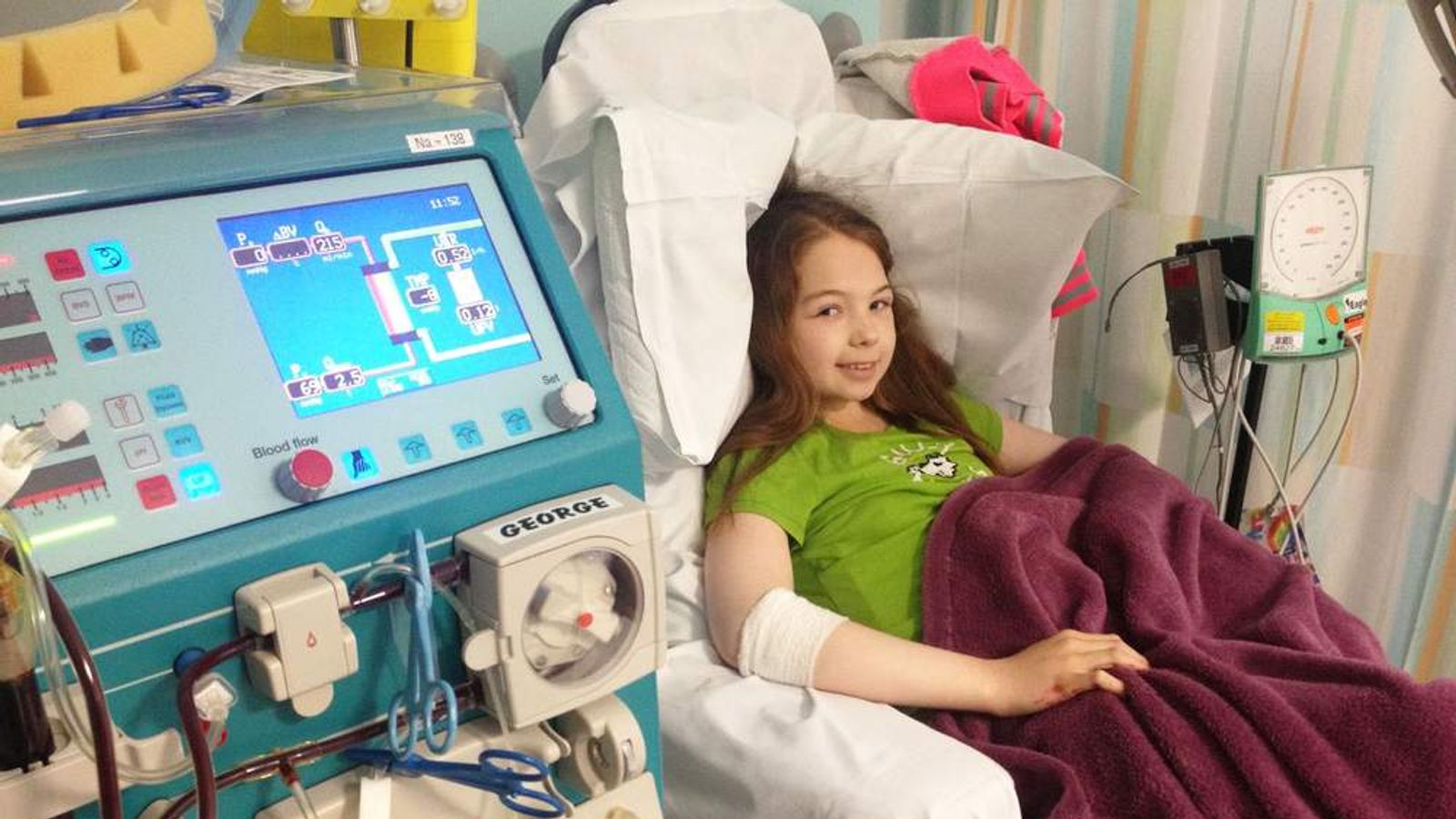 Girl Gets Dad's Kidney In Revolutionary Op UK News Sky News