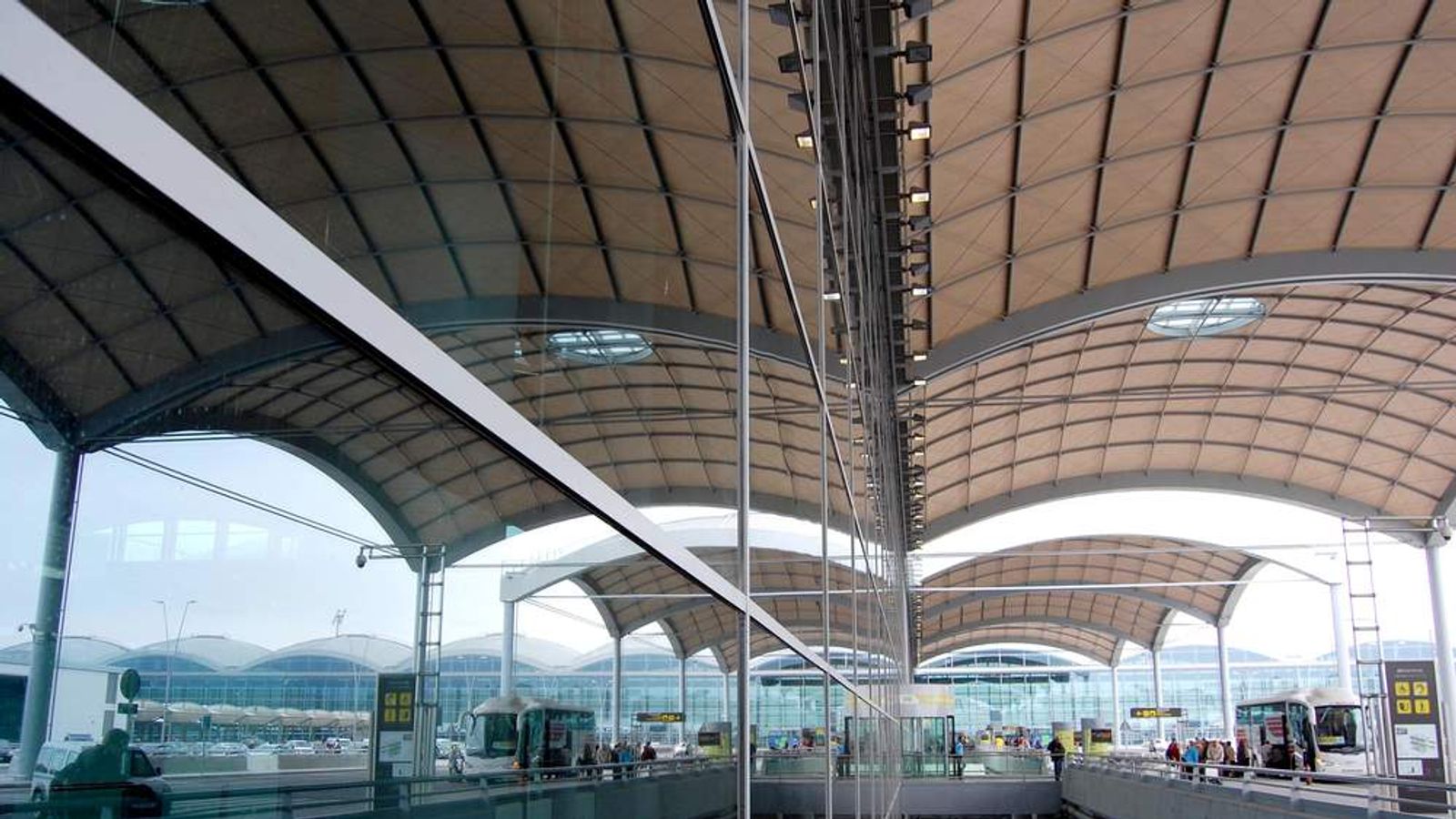 Alicante Airport Conveyor Belt Kills Baby World News Sky News