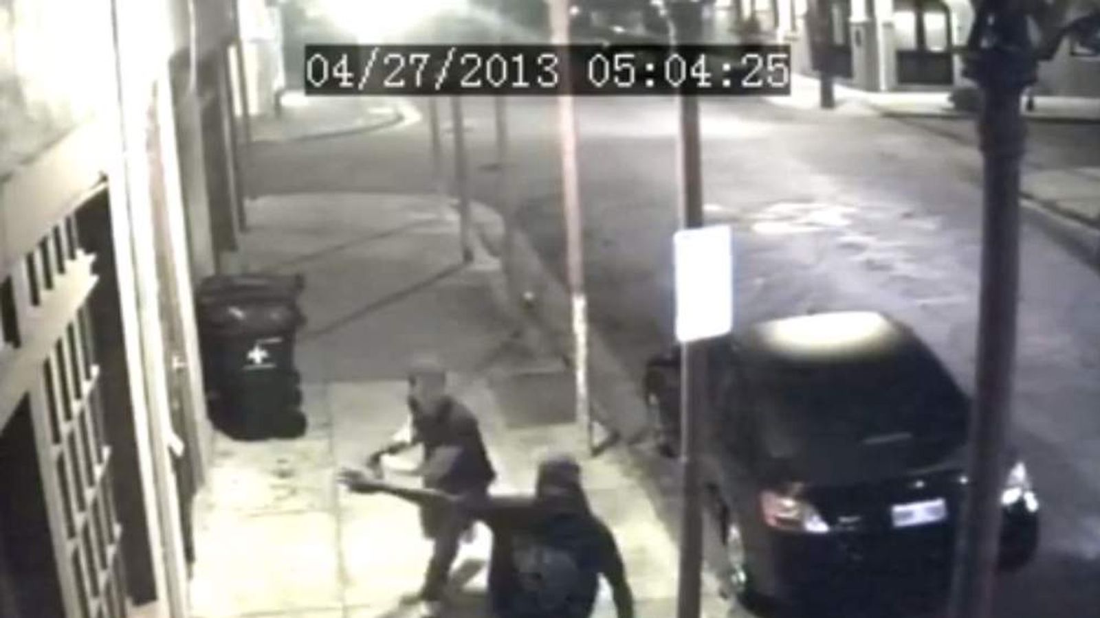 Victim Fights Back During New Orleans Robbery | US News | Sky News