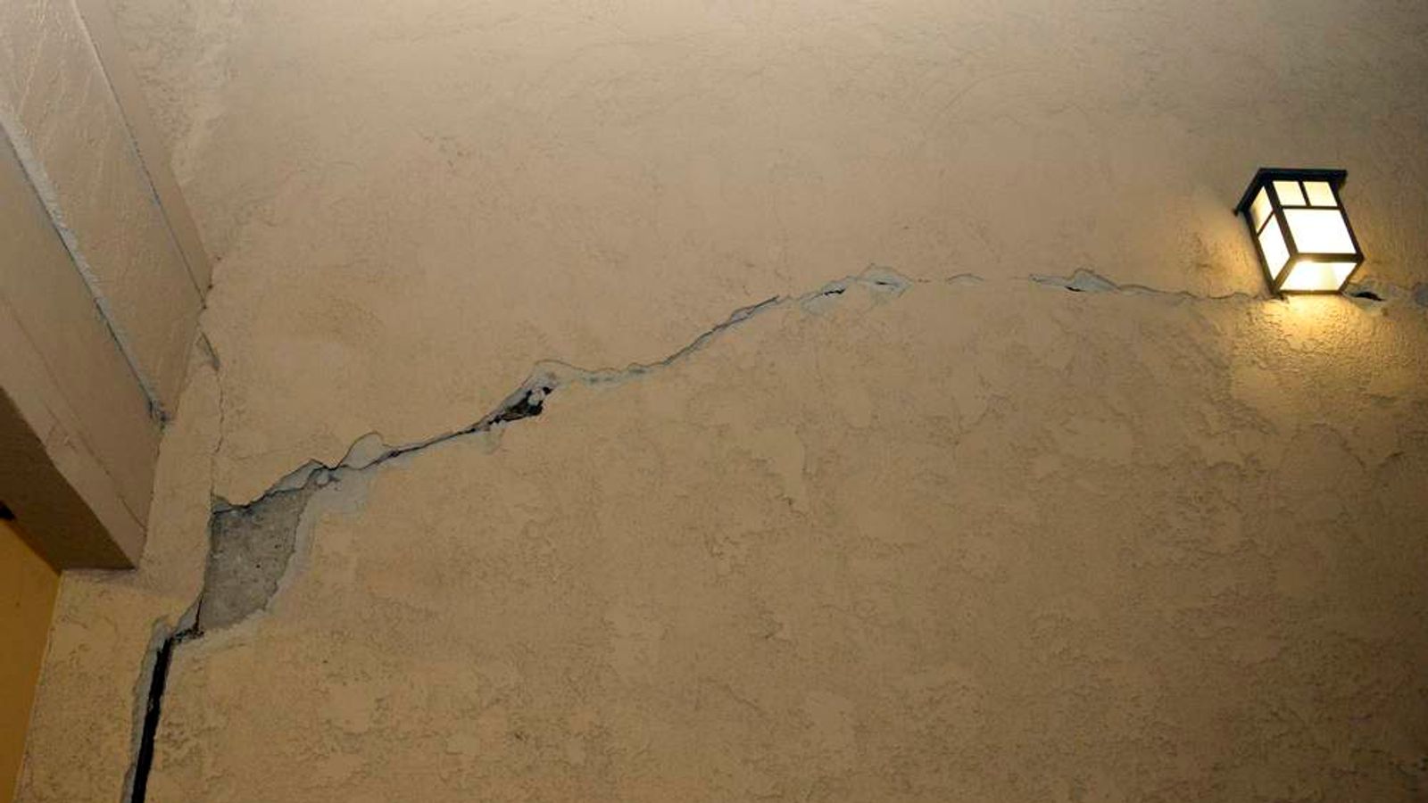 Puente Hills Fault Quake 'Could Cause Disaster' | US News | Sky News