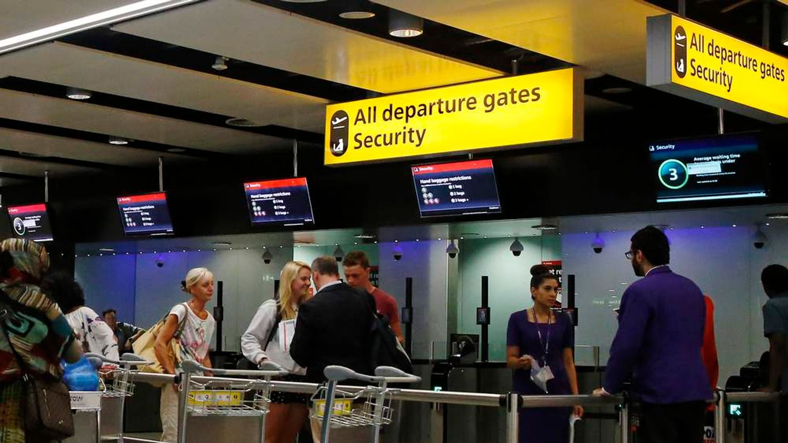 The Secret Airport Gadget You Need Before Boarding!