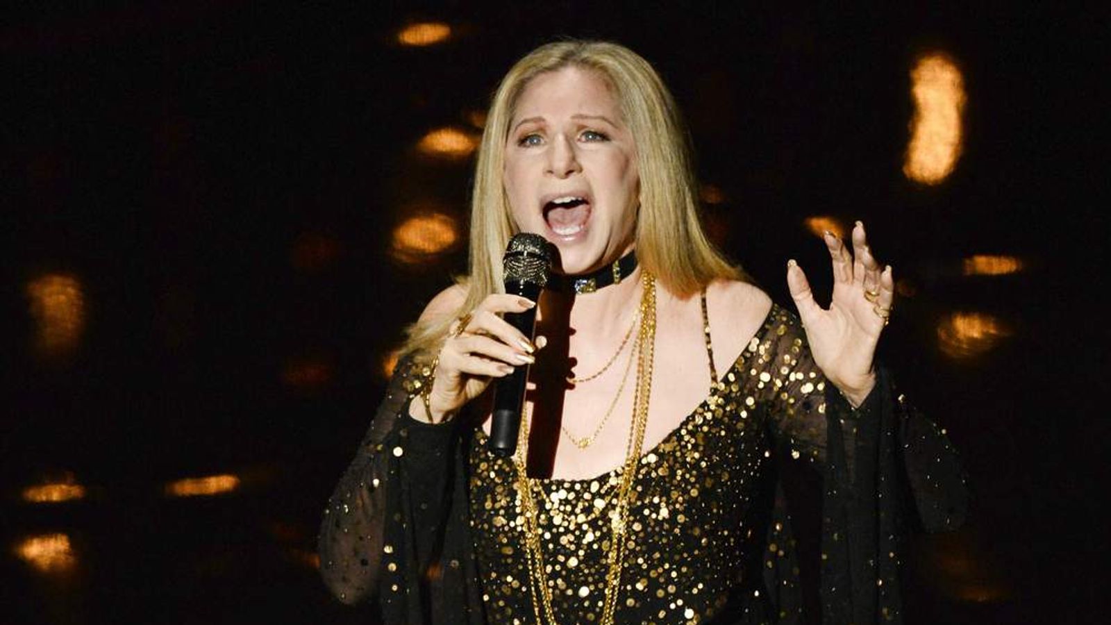 Barbra Streisand Fakes