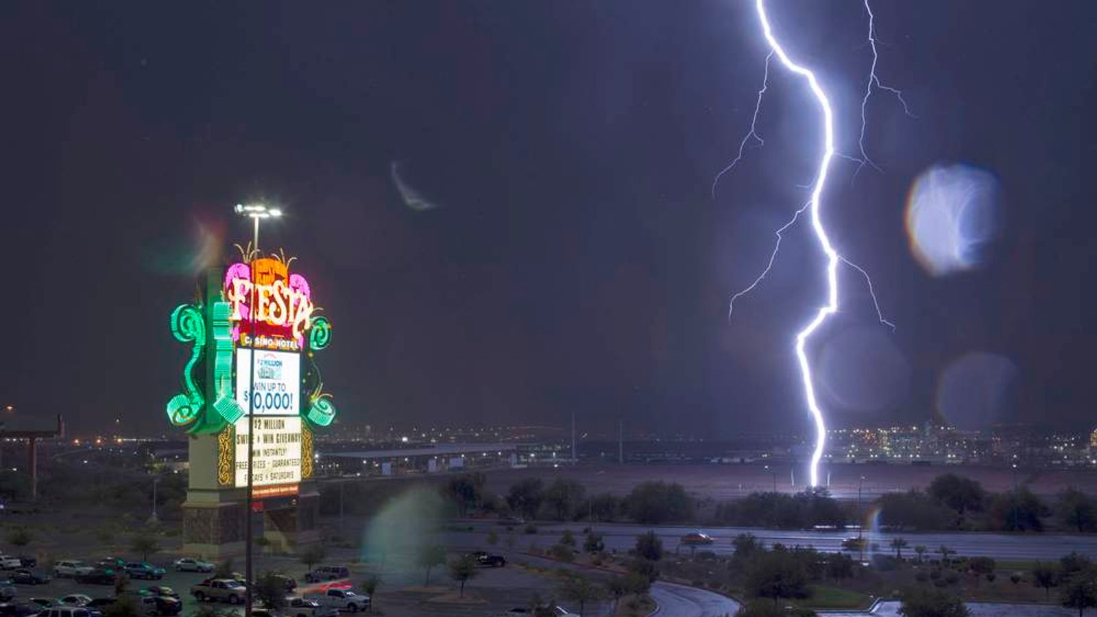 Las Vegas Lightning Strikes Hit The Strip US News Sky News