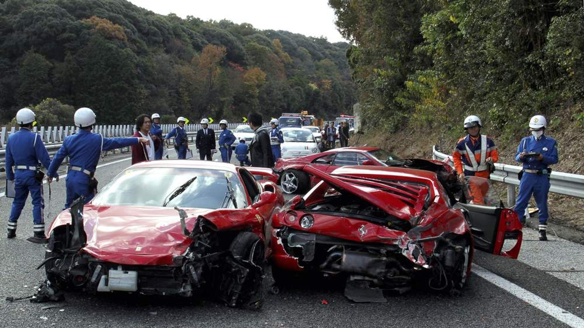 Accident crash. Автомобильные аварии и катастрофы. Крупные автомобильные катастрофы.