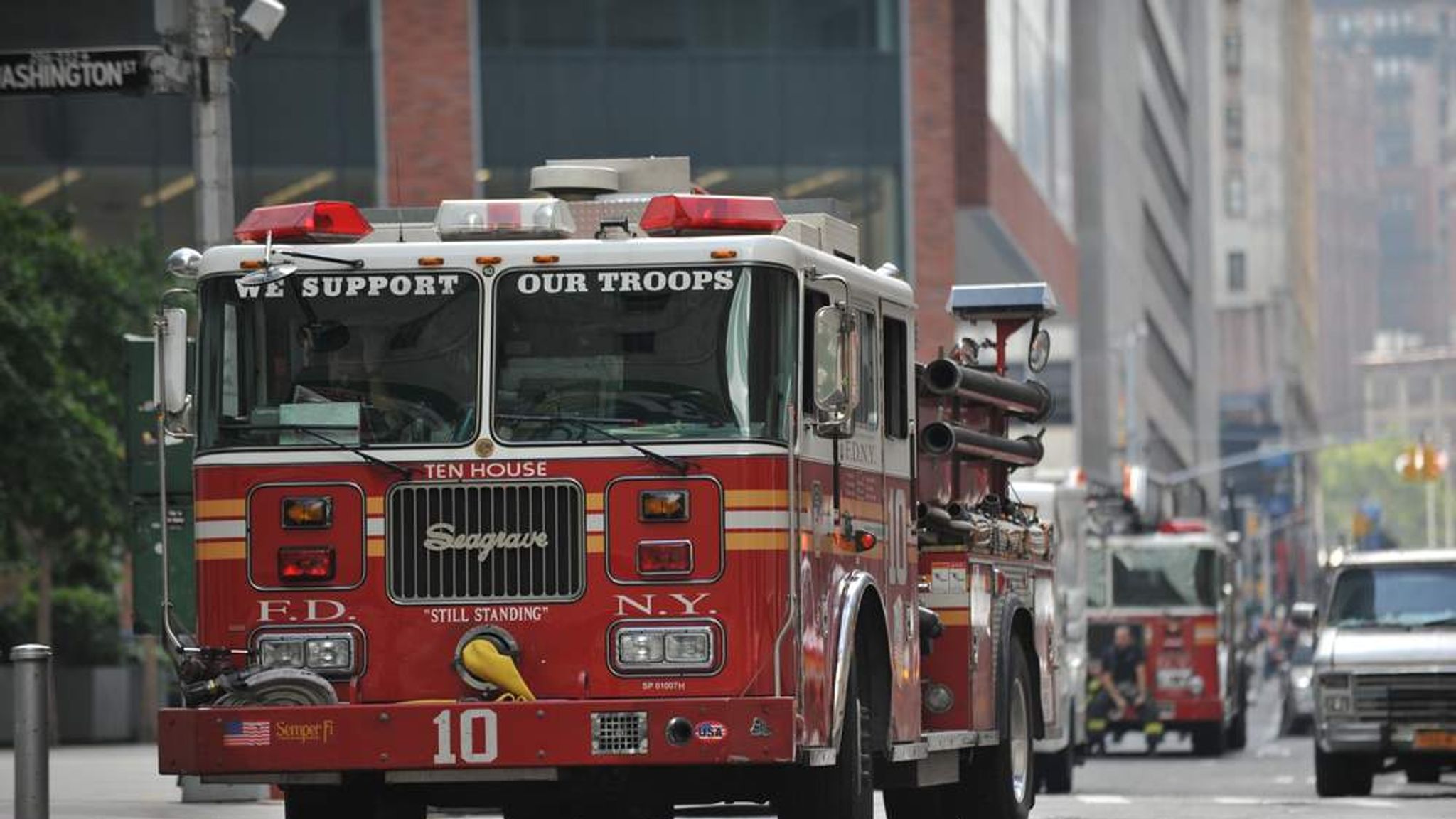 Пожарный код. New York Fire Department. FDNY США. Лейтенант New York Fire Department. New York Fire Truck.