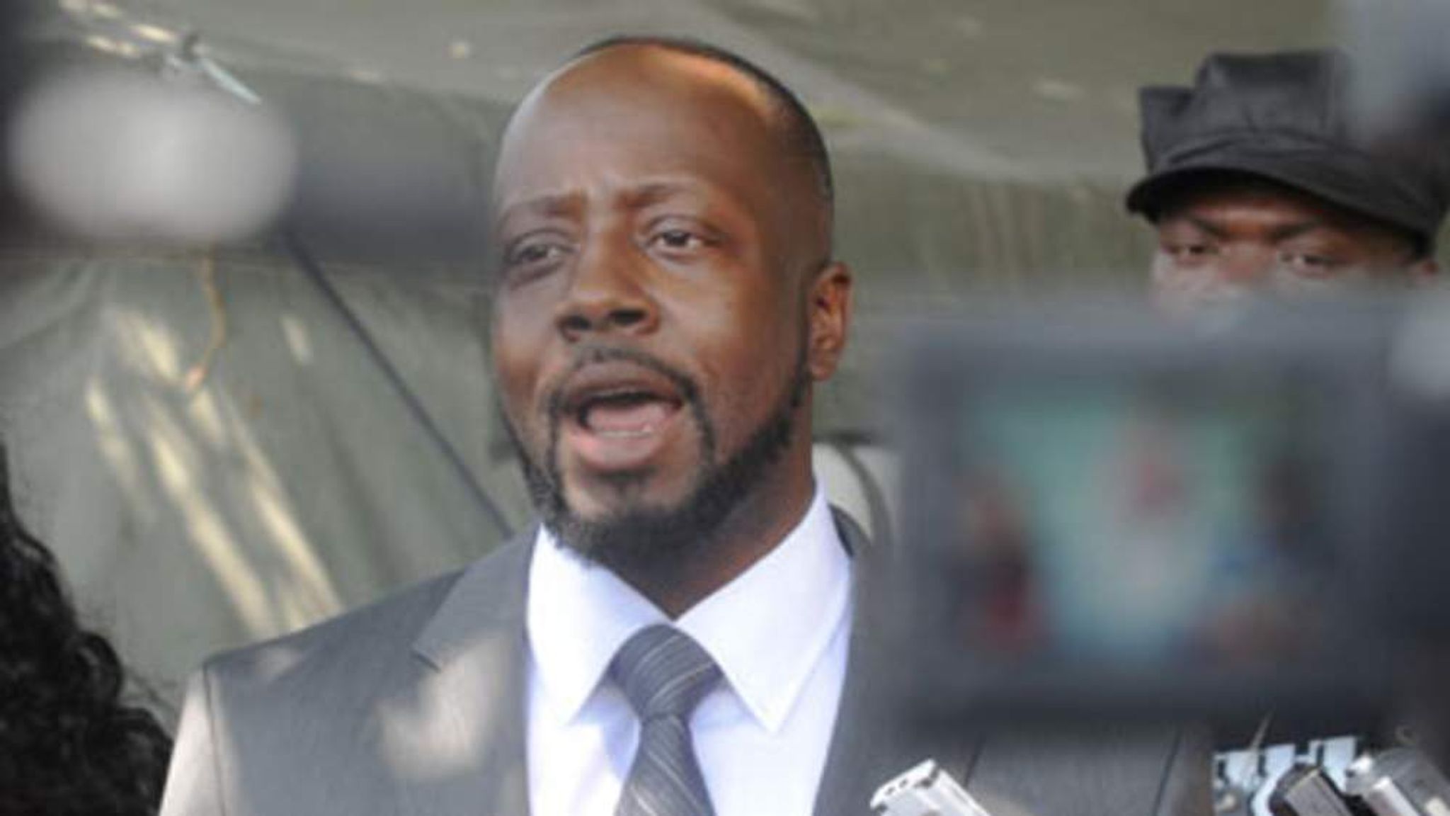 Death Threats Force Wyclef Jean Into Hiding World News Sky News(02)