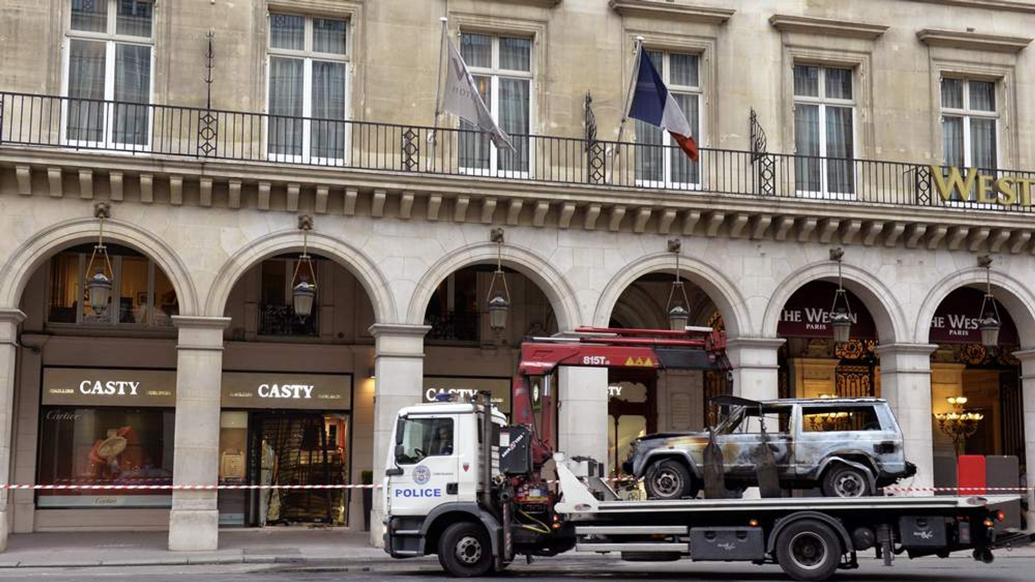 Robbers Grab 1.7m In Paris Heist