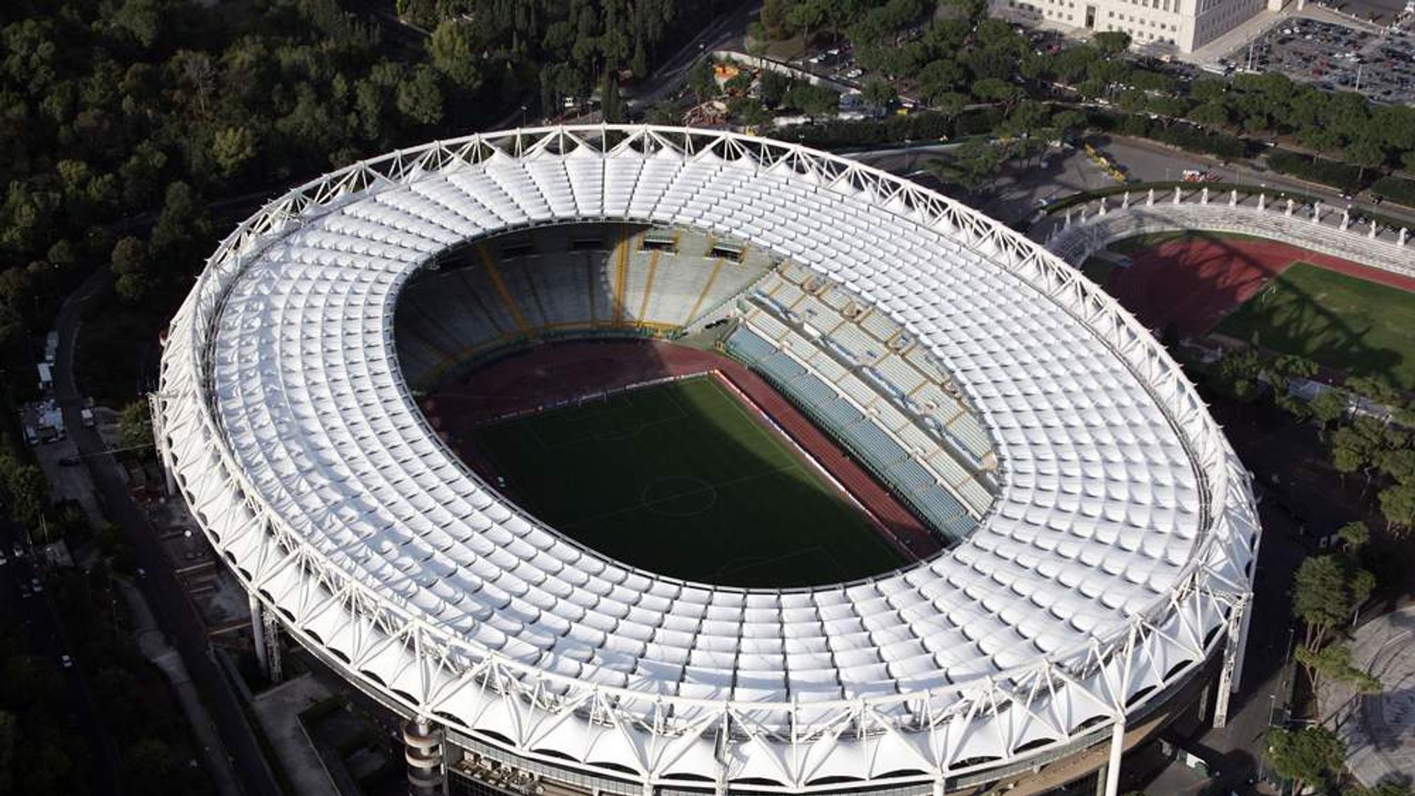 Стадионы италии. Стадион Олимпико Рим. Stadio Olimpico стадион. Стадион "Олимпико" в Риме, Италия.