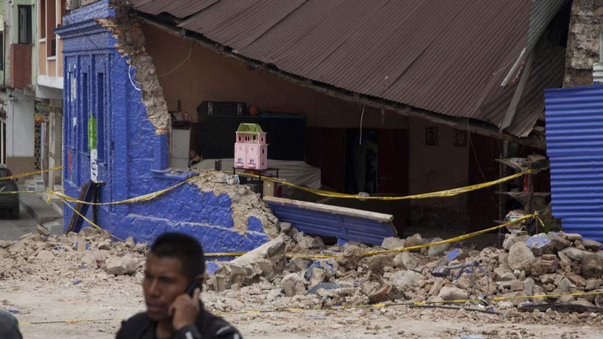 Guatemala Earthquake At Least 48 Dead World News Sky News
