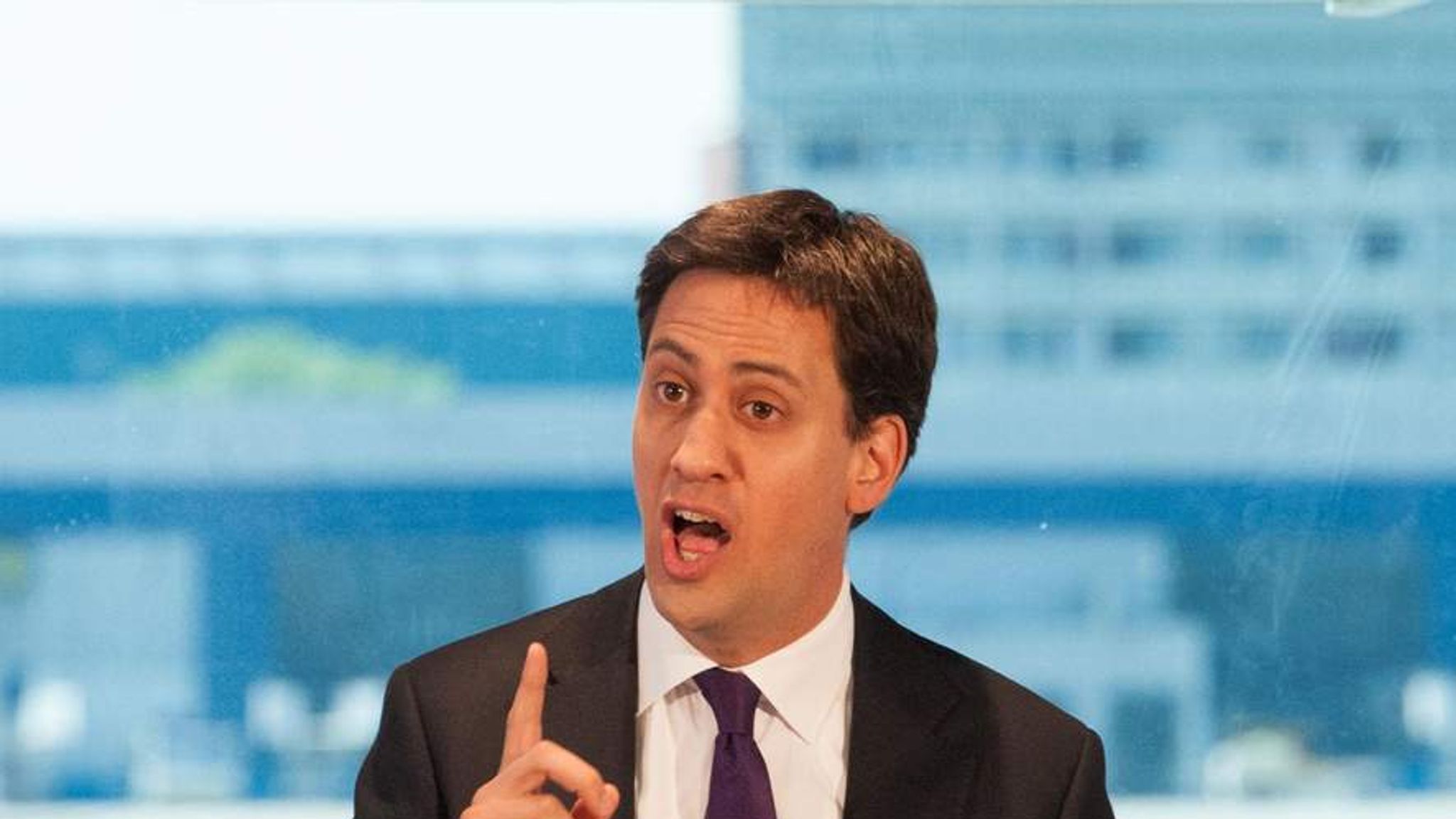 Cannot afford. Эд Милибэнд. Милибэнд. Р. Милибанд. Ed Miliband Bacon.