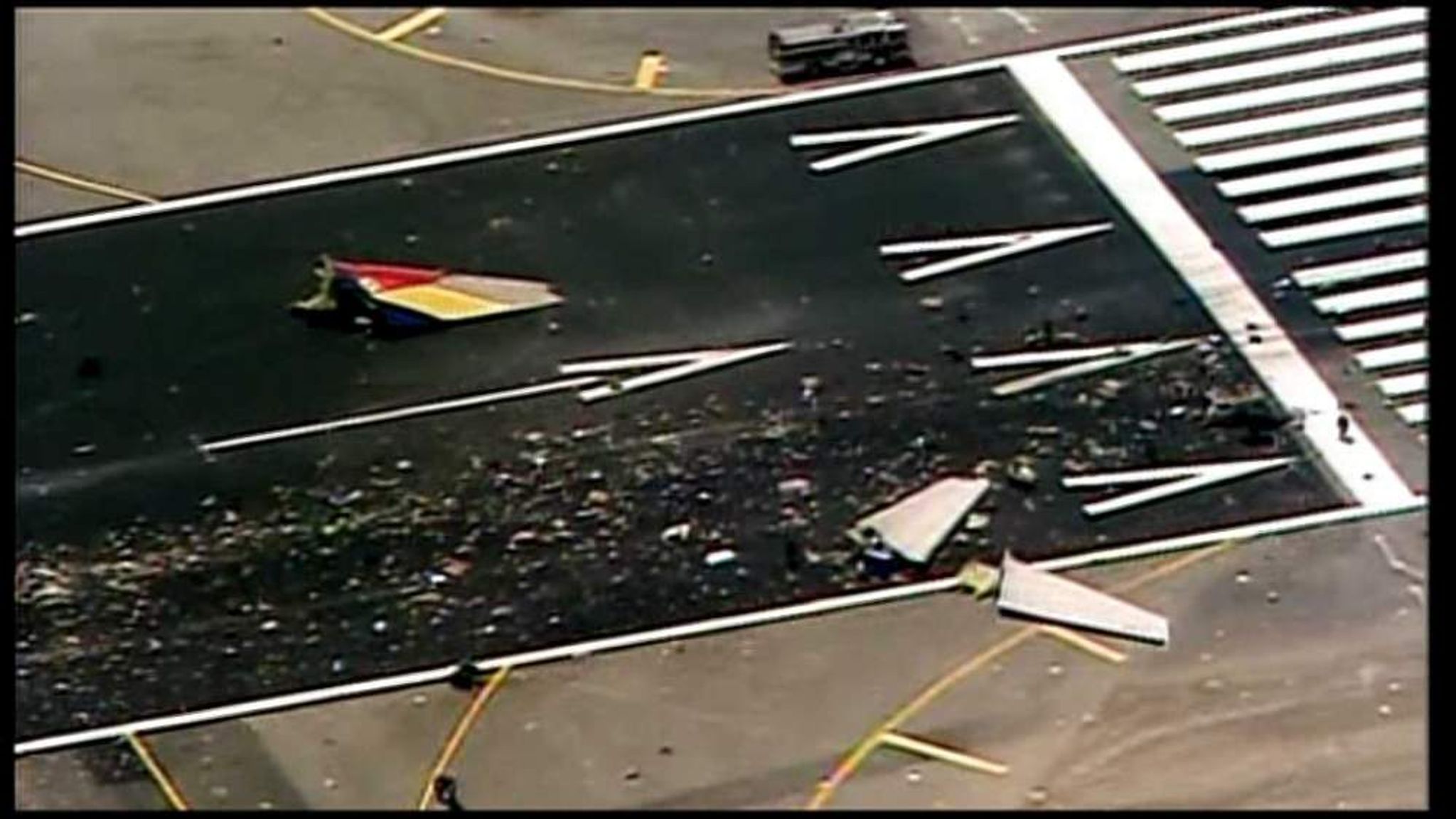 Asiana Plane Crash Lands: 'No Engine Problems' | US News | Sky News