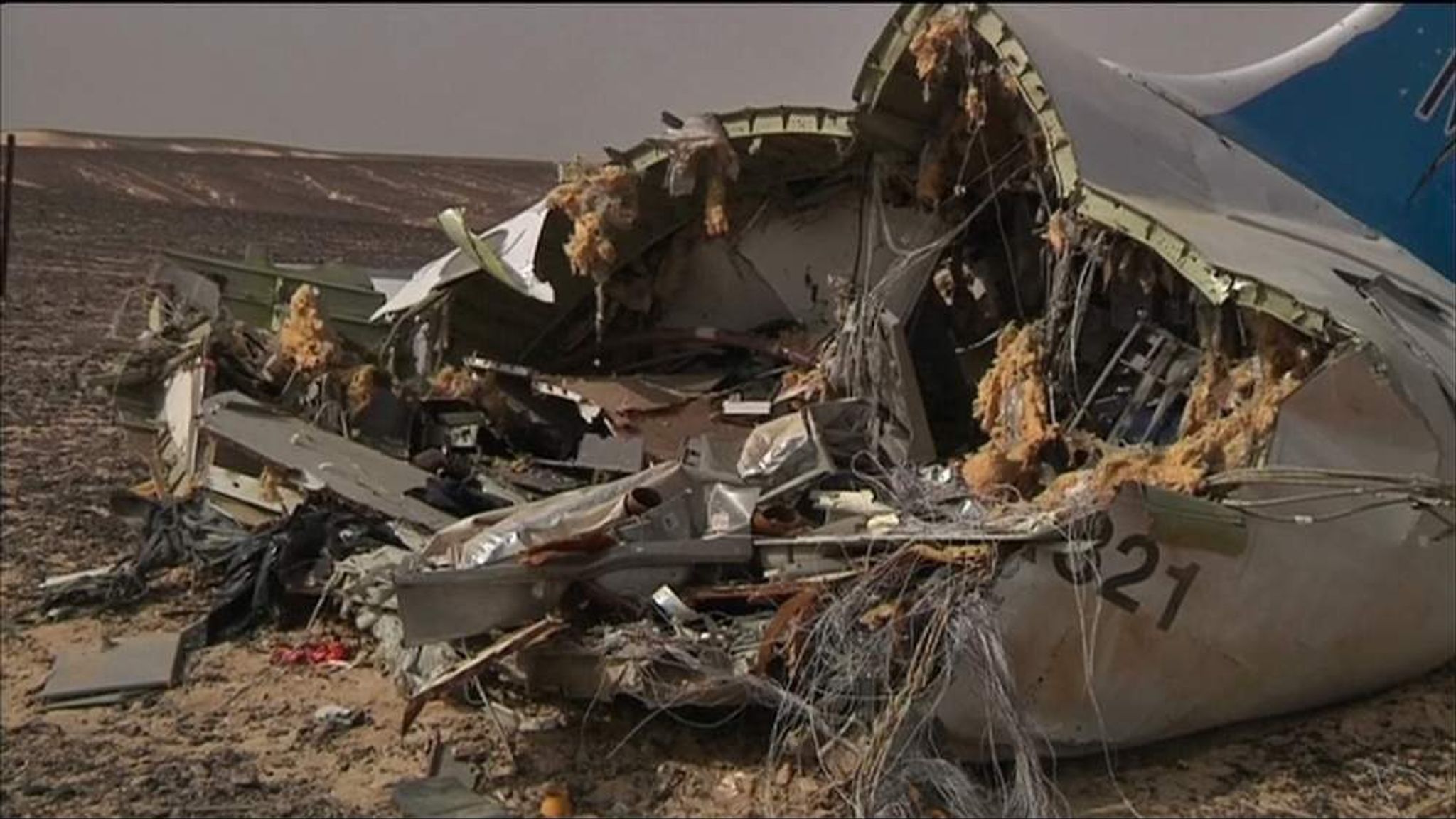 Авиакатастрофа 31 2015. Аэробус а321 трагедия в Египте. А321 над Синайским полуостровом. Катастрофа a321 над Синайским полуостровом. Самолет взорвался в Египте 2015.