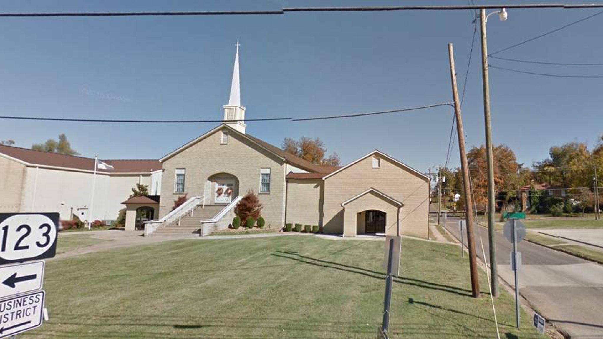 Cop Accidentally Shoots His Mother At Wedding US News Sky News