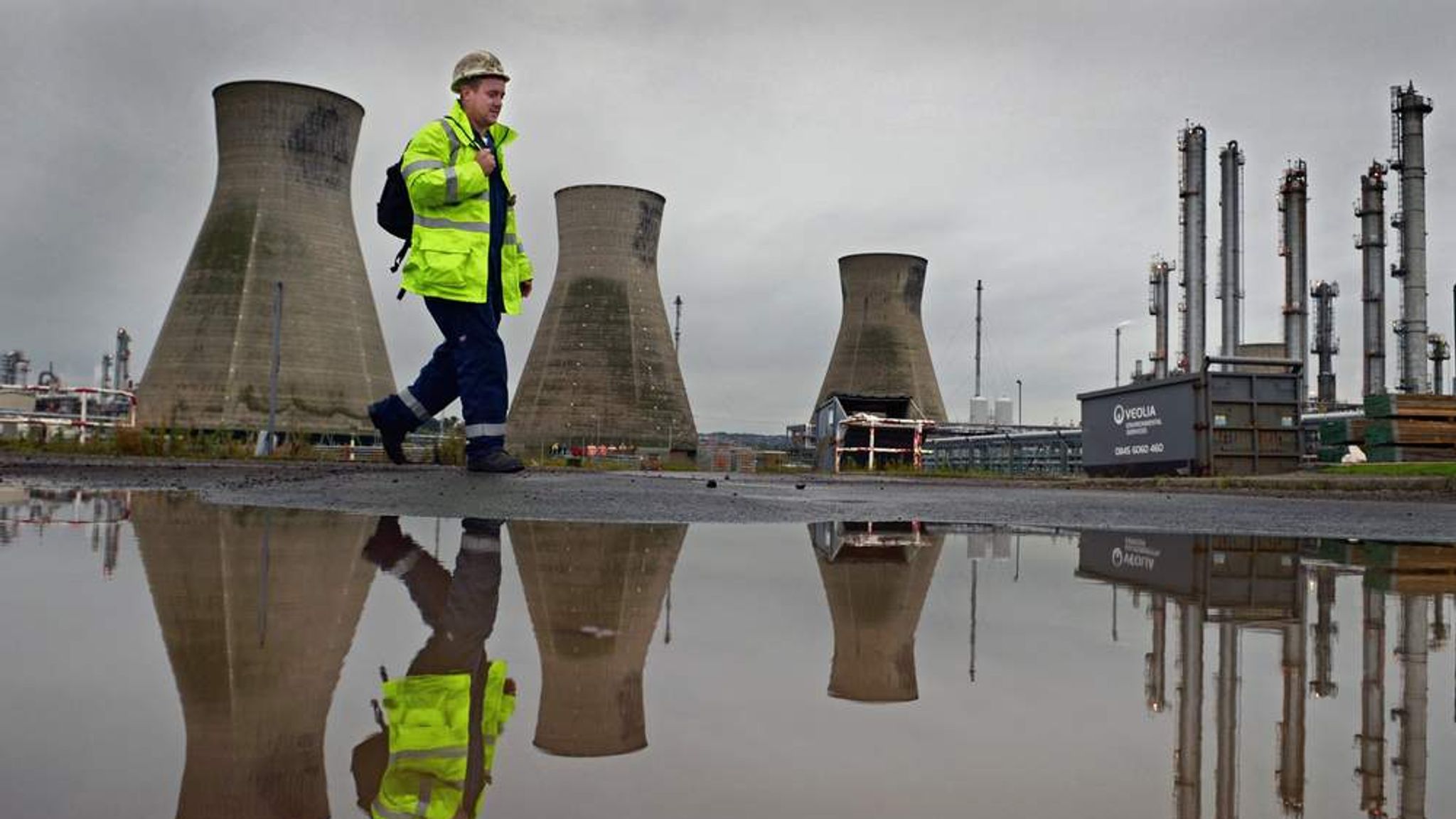 Grangemouth Oil Workers To Learn Their Fate UK News Sky News