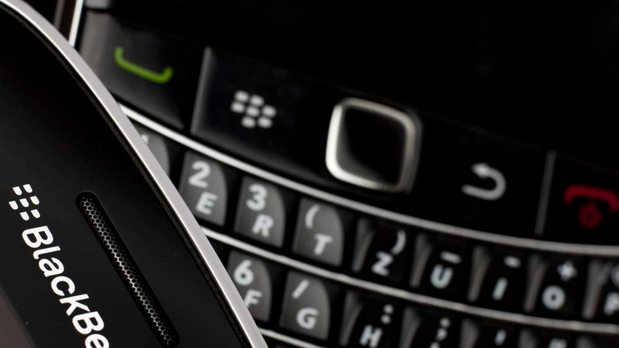 BlackBerry 10 powered 'London' appears on leaked slide - The Verge