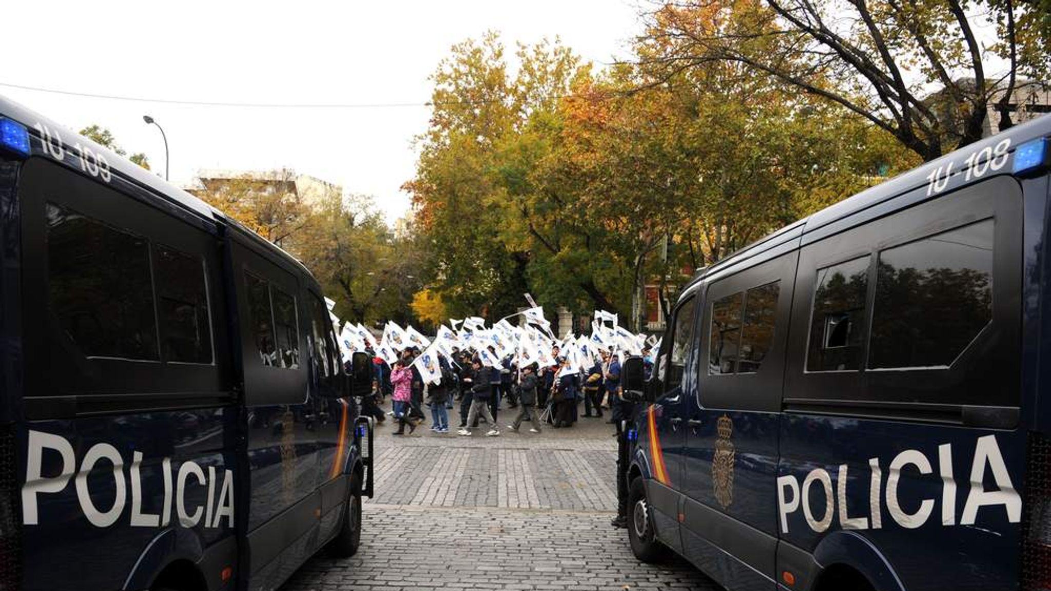 Spanish Police Protest Over Austerity Cuts | World News | Sky News