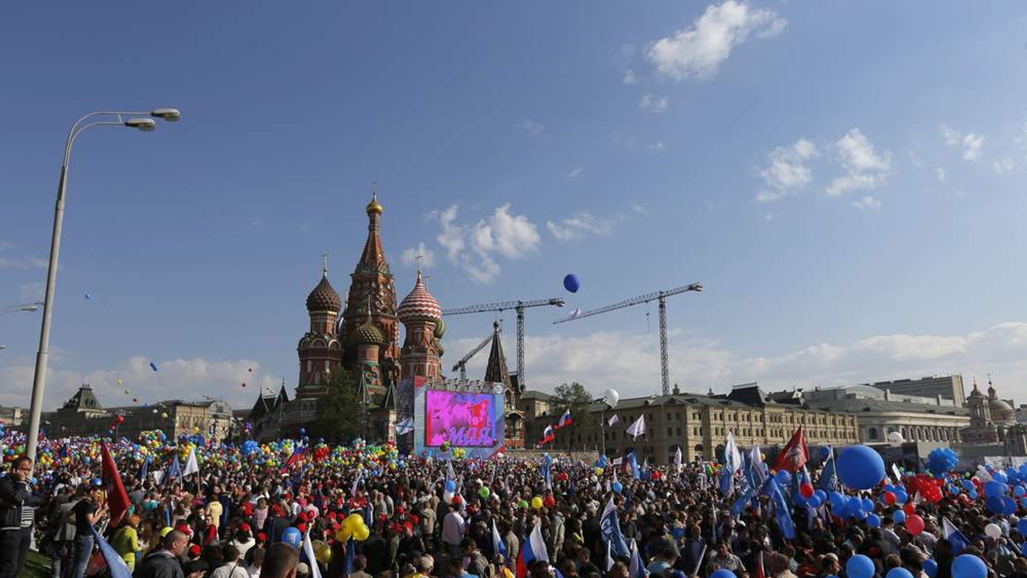 Москва 1 5 мая. 1 Мая 2014 Москва. Москва май 2011 фото. Москва май 2006 года. Кизил Майдан Москва.