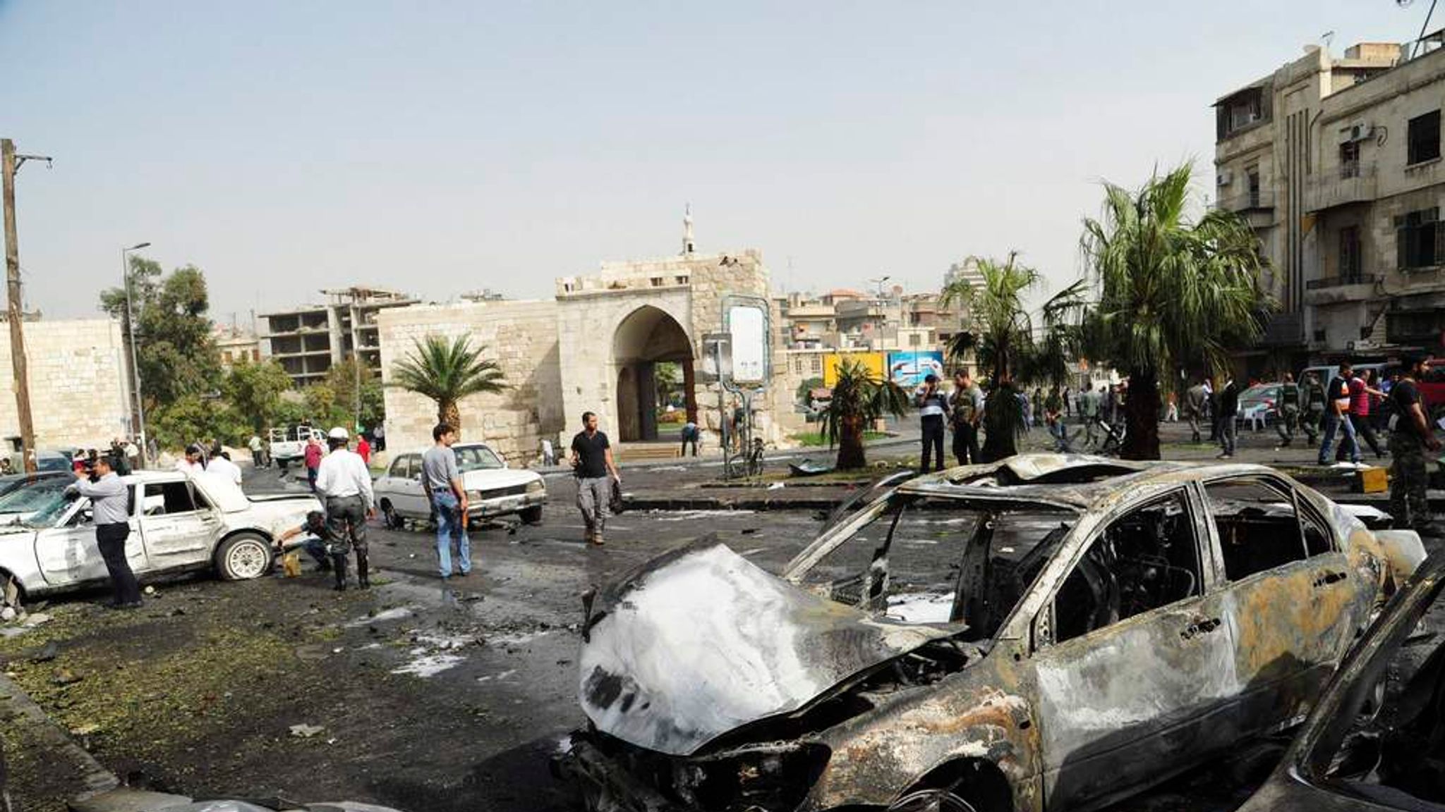 Thirteen Dead In Damascus Car Bomb Blast 