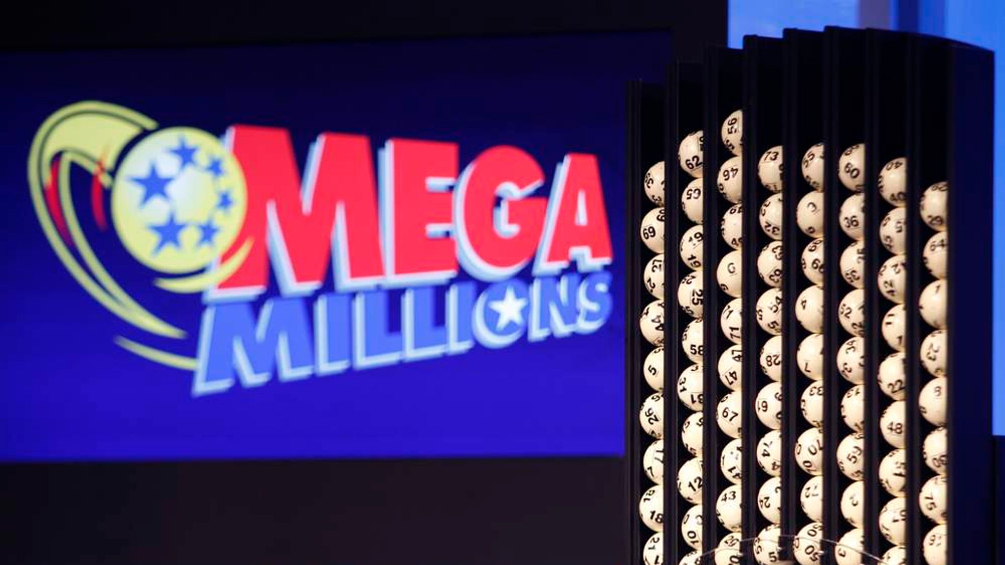 US Mega Millions Jackpot Hits 400 Million US News Sky News
