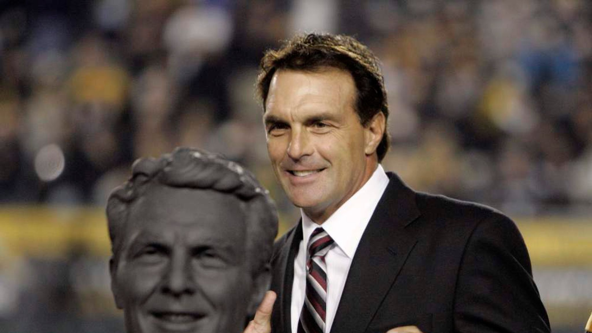 Doug Flutie, ex-NFL QB, says both parents die in same hour – The