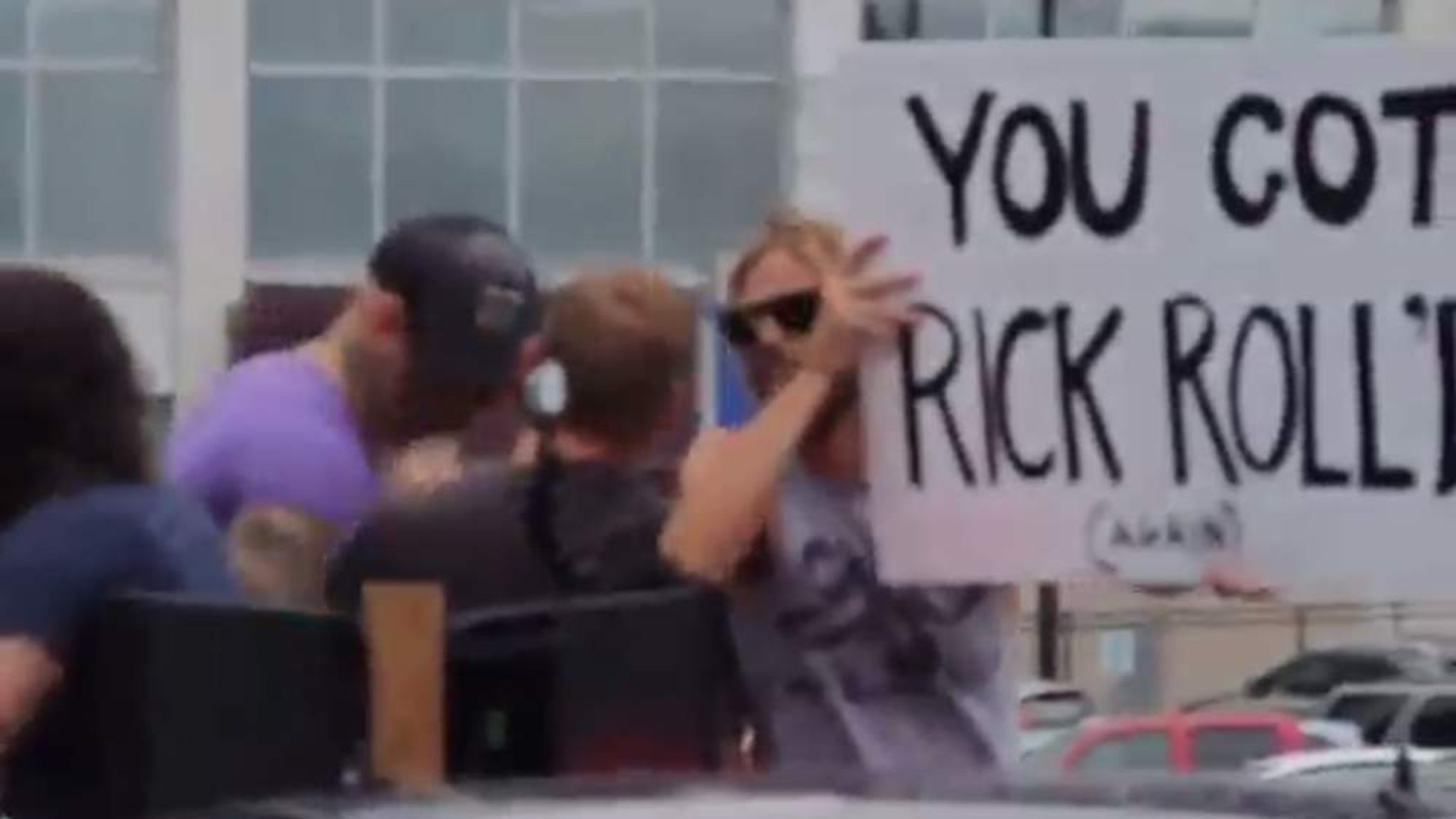 Foo Fighters Rickroll the Westboro Baptist Church