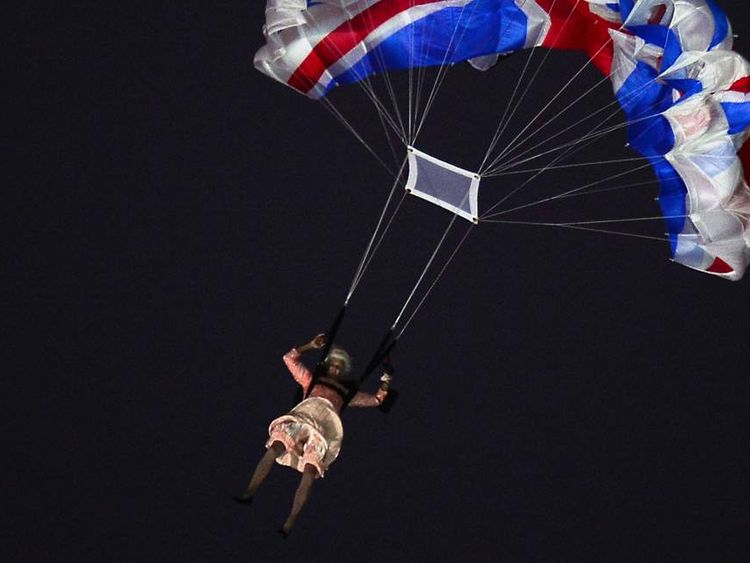 Olympics Queen's Double On Parachute Jump