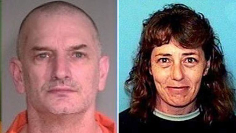 US Police Hunt SelfStyled 'Bonnie and Clyde' World News Sky News
