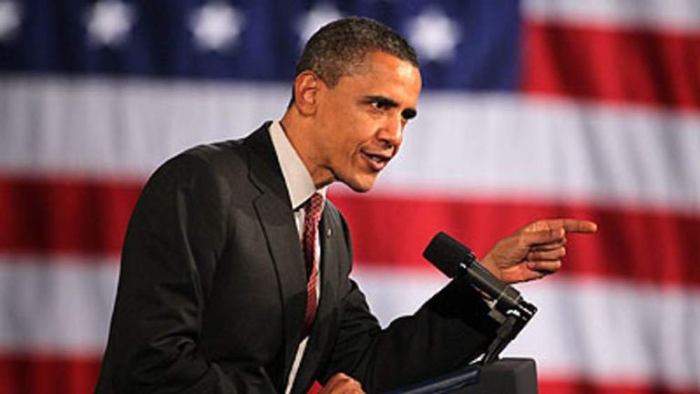 US President Barack Obama speaks at a DNC fundraisers April 14, 2011 at the Navy Pier in Chicago. 