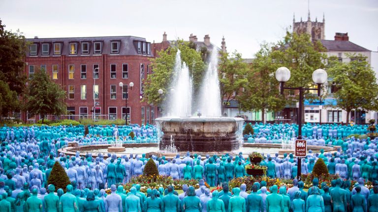 Thousands Strip Naked To Go Blue In Hull | UK News | Sky News