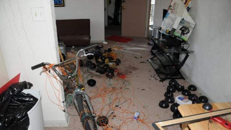 Cinema Shooter S Y Tred Home Revealed Us News Sky Authorities Release Images Of Cinema Where James Holmes Killed 12