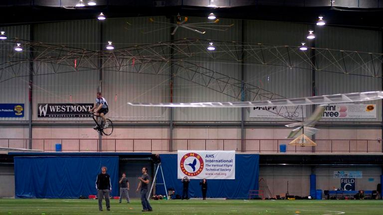 Man-Powered Helicopter Wins Sikorsky Prize | World News | Sky News