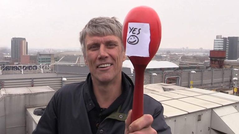 MARACAS BEZ