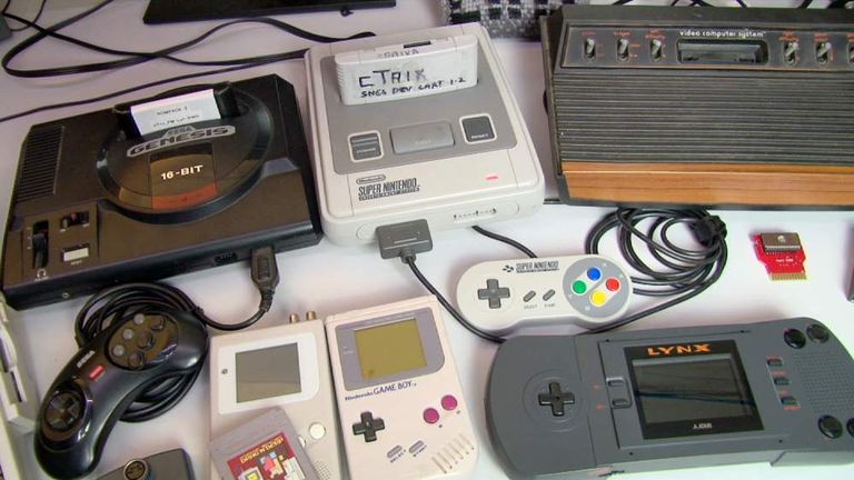 Swipe: Turning Gameboys & Retro Consoles Into Music-making Machines ...