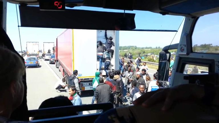 Tourists Shocked As Migrants Climb Into Lorry | World News | Sky News