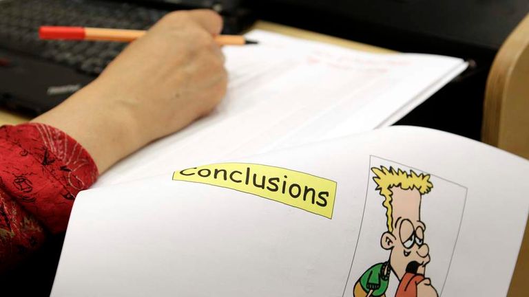 A participant at last page of Cern's Higgs boson presentation