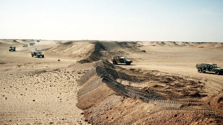 2nd Brigade move their camp near the border of Iraq