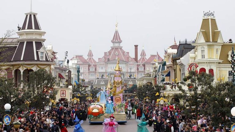Parade during 20th birthday celebrations of Disneyland Paris
