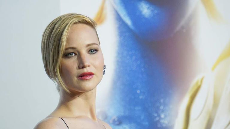 Actress Jennifer Lawrence attends the "X-Men: Days Of Future Past" world premiere