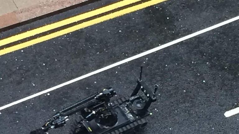 Controlled Explosion At London S Canary Wharf Uk News Sky News