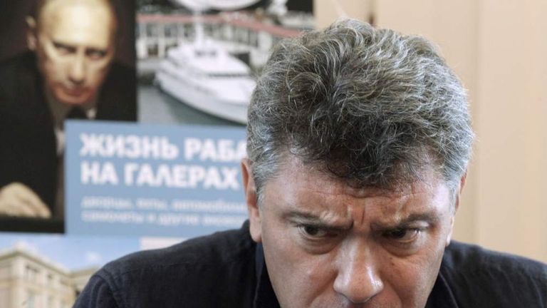 Opposition leader Boris Nemtsov presents "The Life of a Galley Slave"