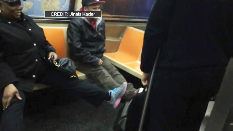 Rat On Subway Train Sends Passengers Hysterical | US News | Sky News