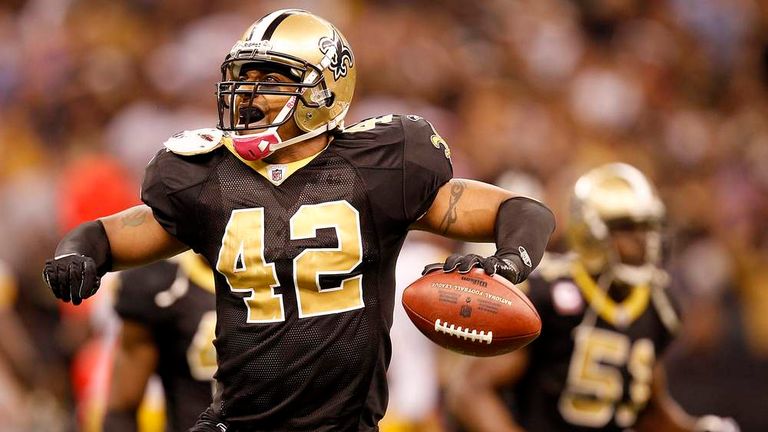 Ex-NFL Star Darren Sharper Takes Plea Deal 