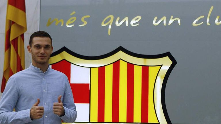 Vermaelen Completes Barcelona Move | Scoop News | Sky News