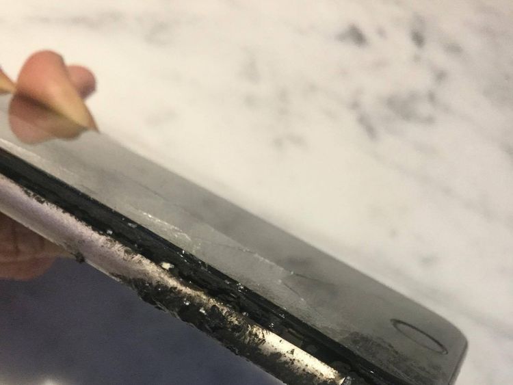 Briton Burned After iPhone Explodes In Pocket