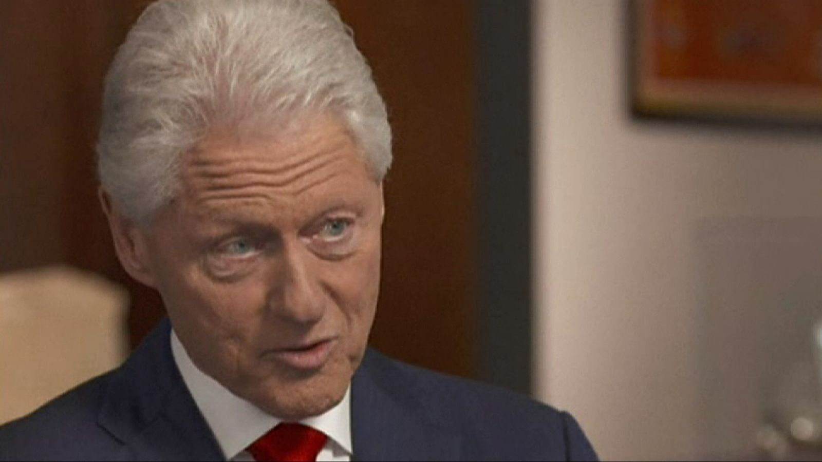 Bill Clinton insists Hillary's health is good | Scoop News | Sky News