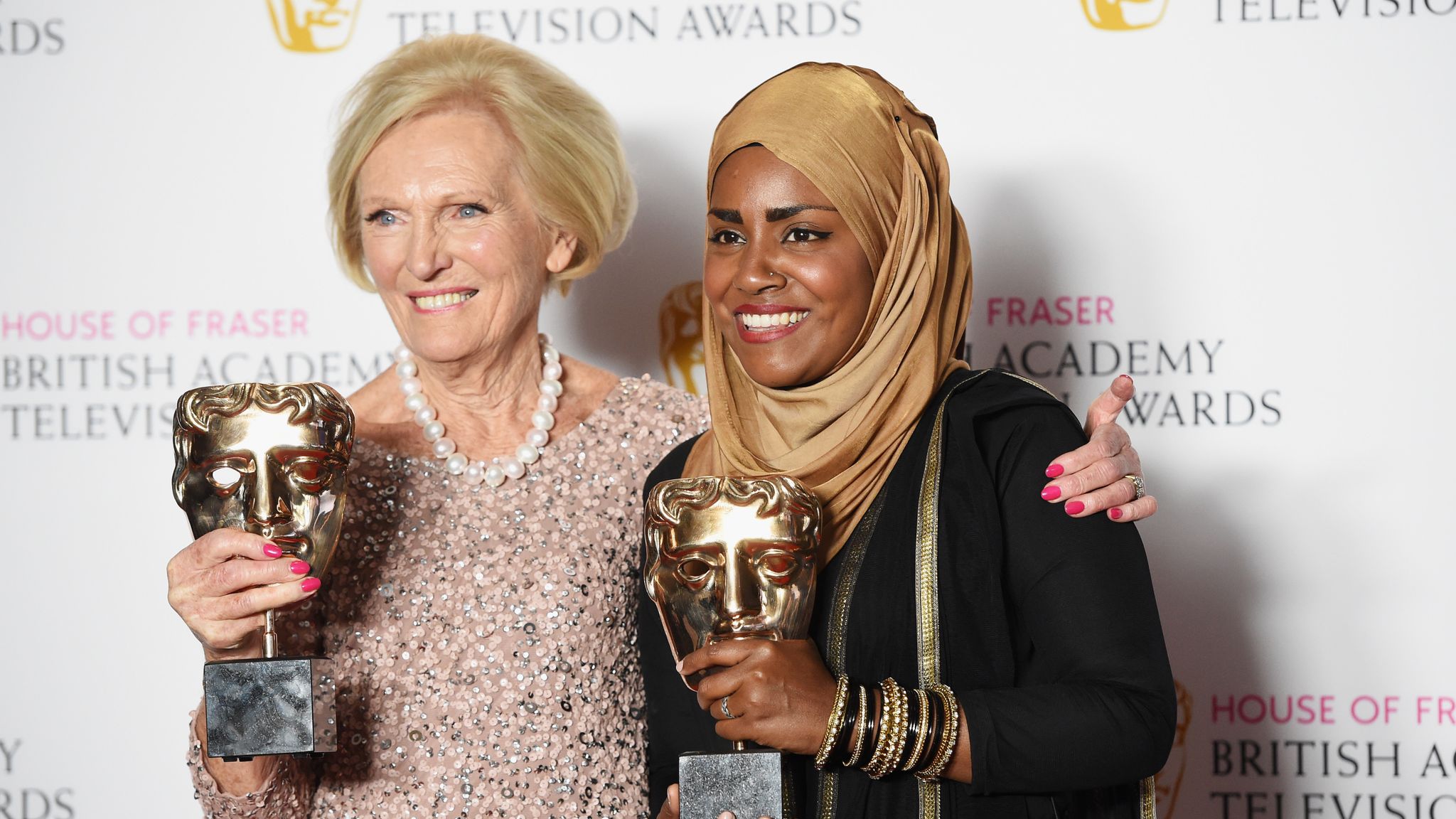 Great British Bake Off Moves To Channel 4 After c Loses Contract Ents Arts News Sky News